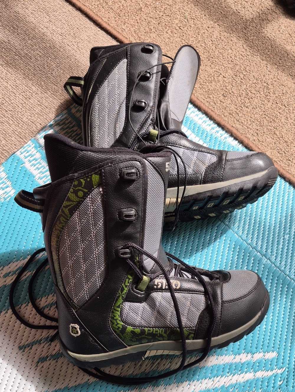 5150 'SQUADRON' Snowboard Boot.Mens 9